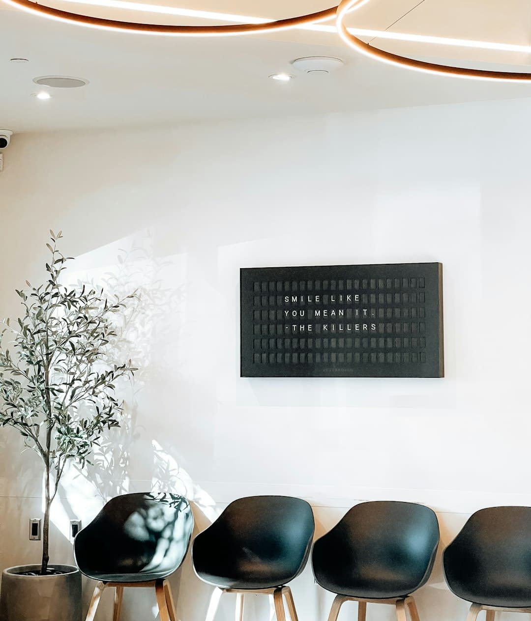 Modern Dental Clinic